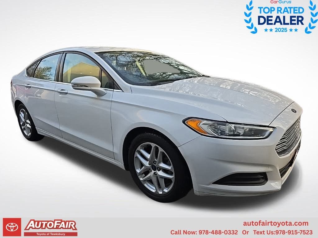 2016 Ford Fusion SE
