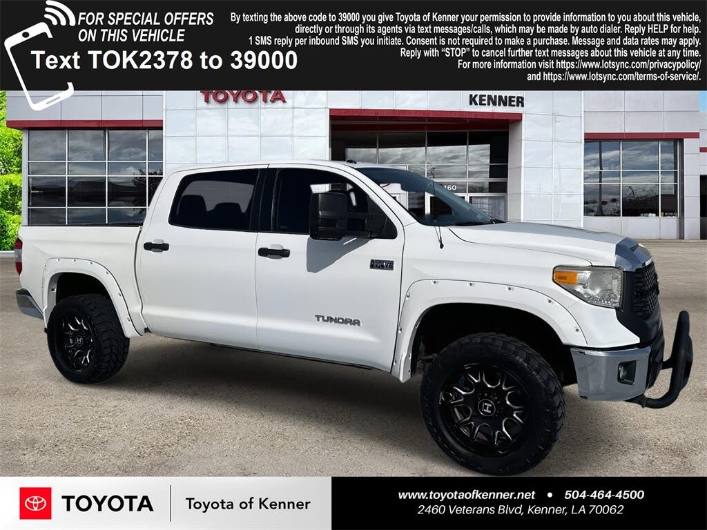 2017 Toyota Tundra SR5 CrewMax 5.7L FFV 4WD