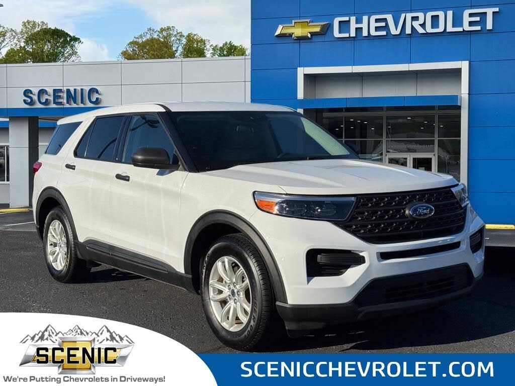 2021 Ford Explorer RWD