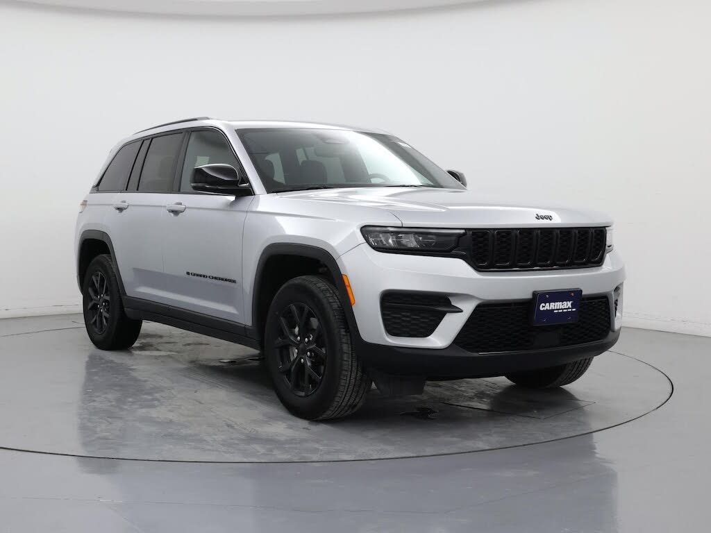 2024 Jeep Grand Cherokee Altitude 4WD