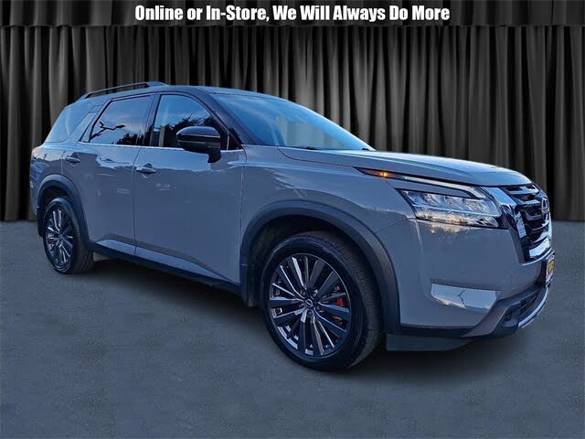 2024 Nissan Pathfinder SL 4WD