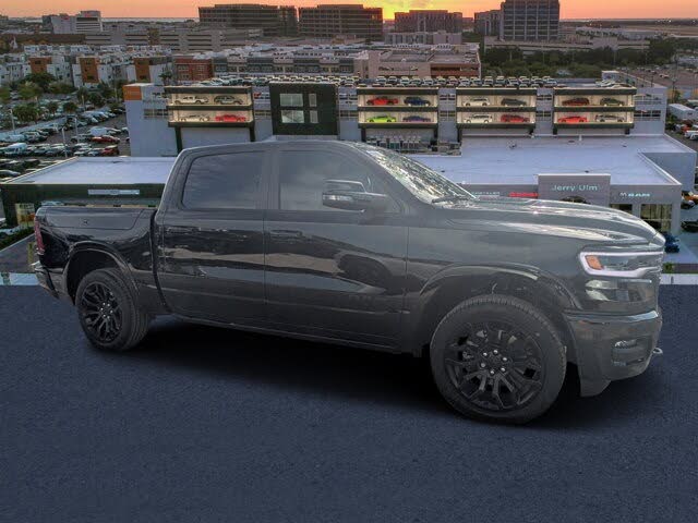 2026 RAM 1500 Limited Crew Cab 4WD