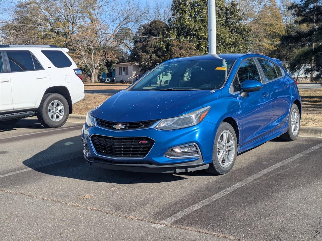 2017 Chevrolet Cruze LT Hatchback FWD