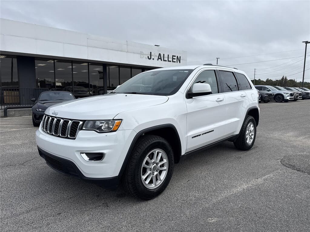 2019 Jeep Grand Cherokee Laredo E 4WD