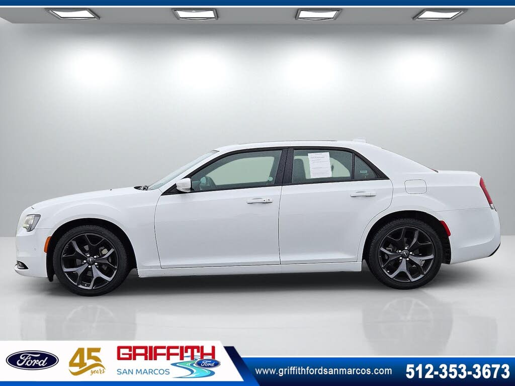 2023 Chrysler 300 S V6 RWD