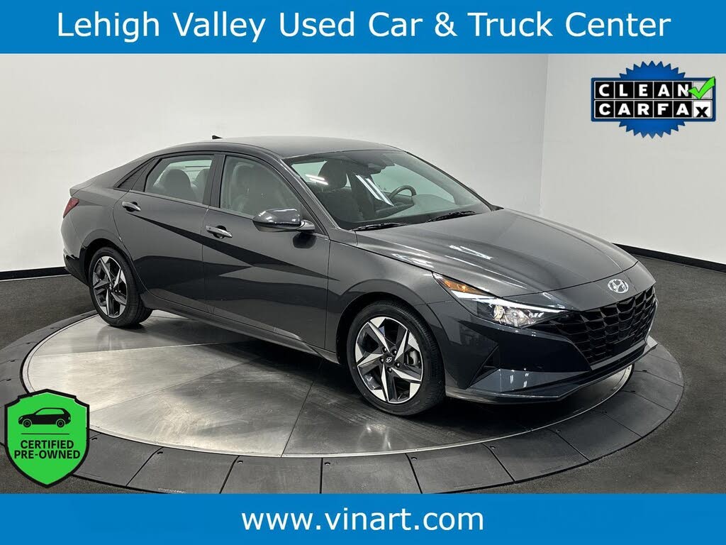 2023 Hyundai Elantra SEL FWD