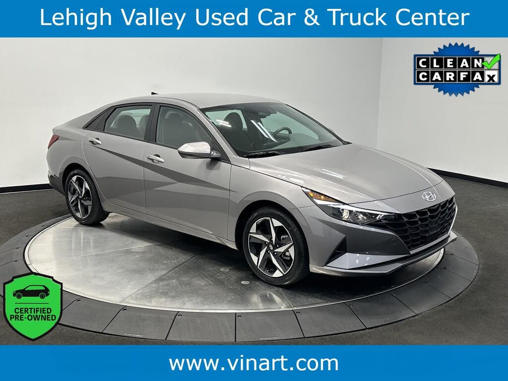 2023 Hyundai Elantra SEL FWD