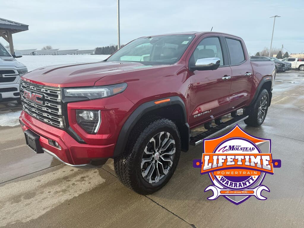 2025 GMC Canyon Denali Crew Cab 4WD