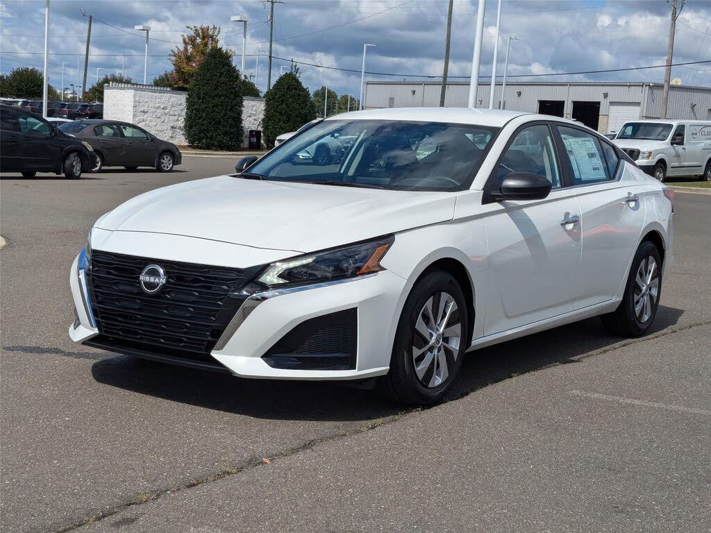 2025 Nissan Altima 2.5 S FWD