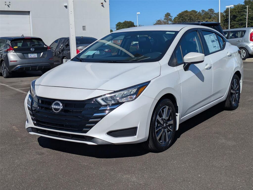 2025 Nissan Versa SV FWD
