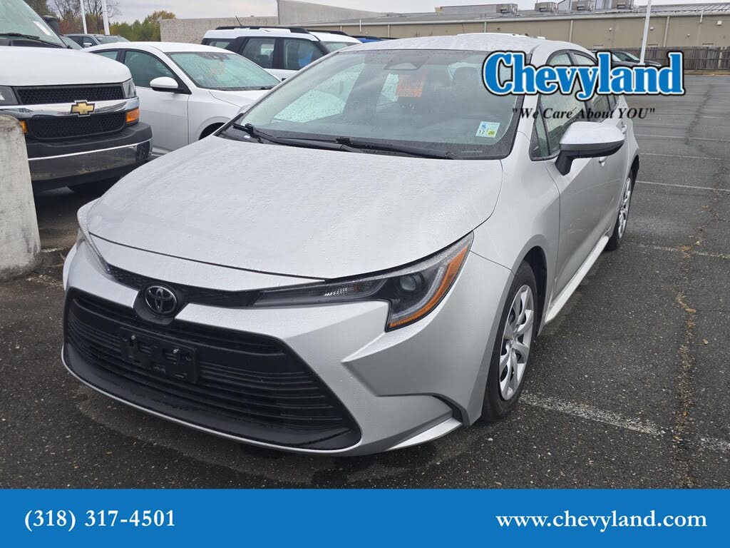 2025 Toyota Corolla LE FWD