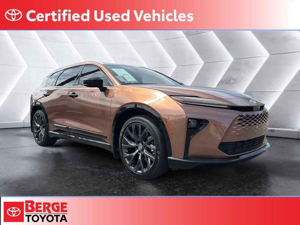 2025 Toyota Crown Signia Limited AWD