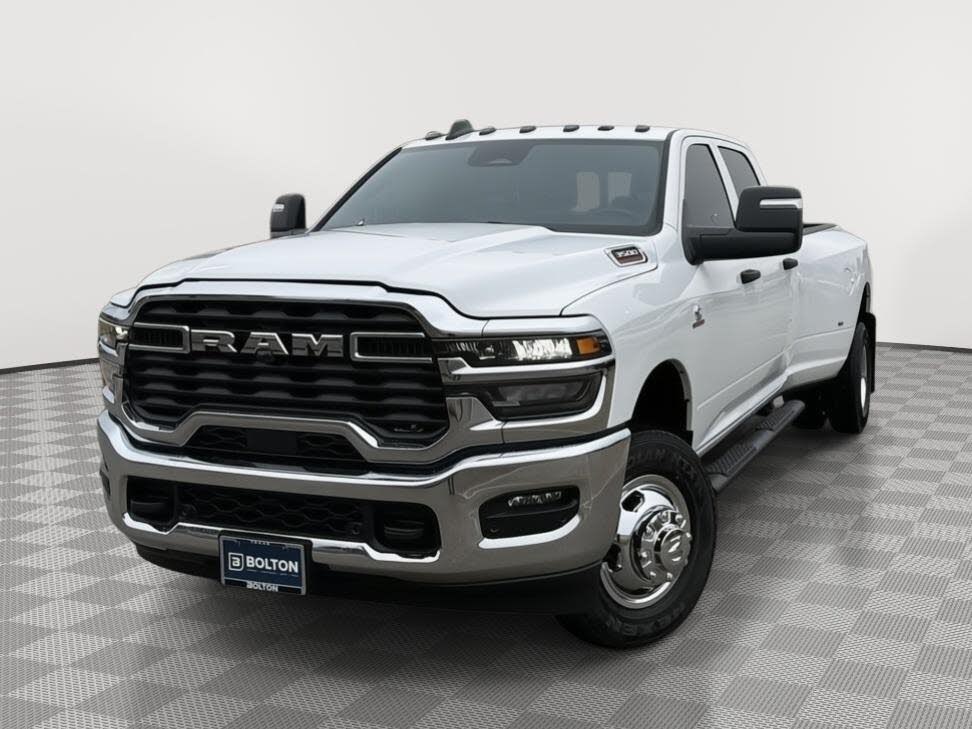 2026 RAM 3500 Tradesman Crew Cab LB DRW 4WD