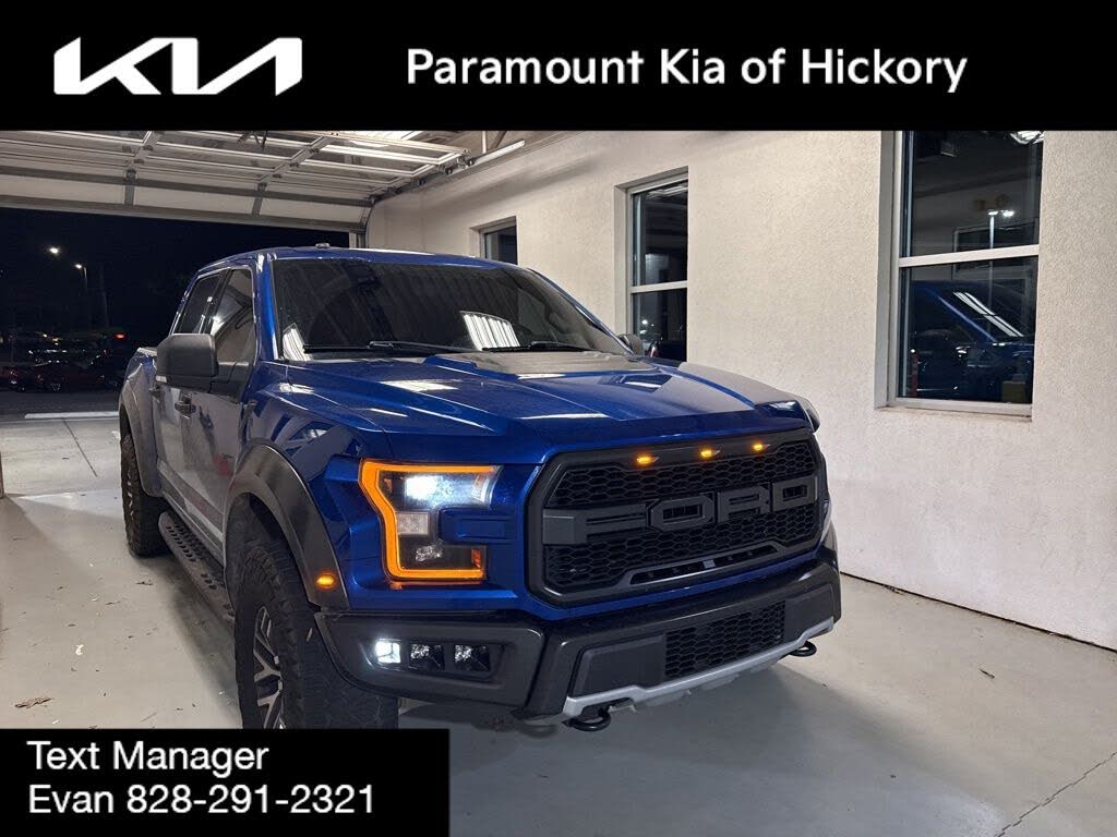 2017 Ford F-150 Raptor SuperCrew 4WD