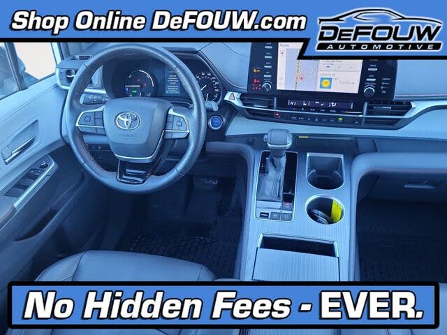 2021 Toyota Sienna XLE 7-Passenger AWD