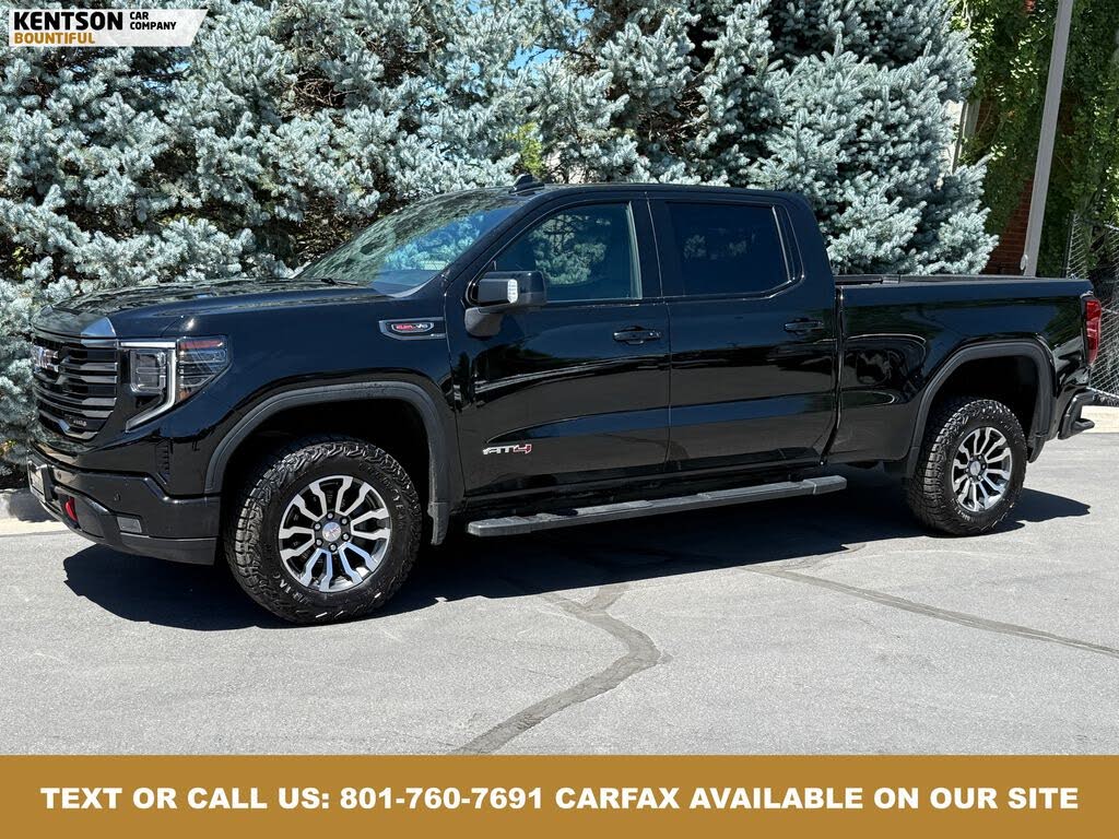 2023 GMC Sierra 1500 AT4 Crew Cab 4WD