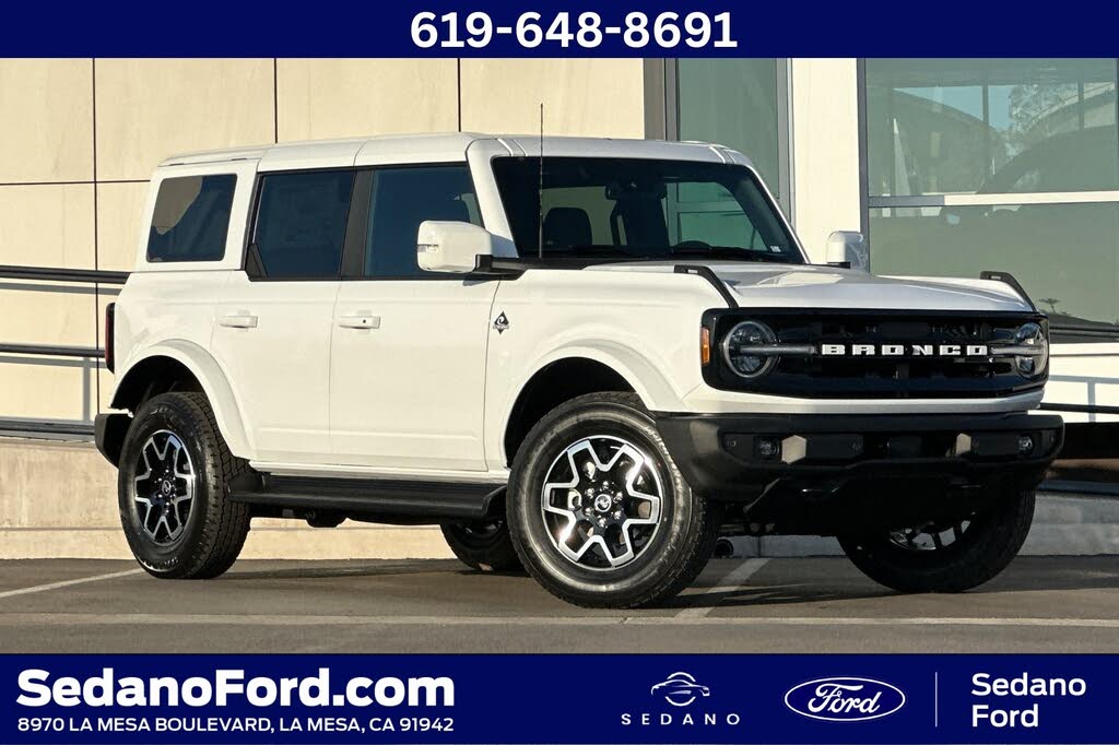 2025 Ford Bronco Outer Banks 4-Door 4WD
