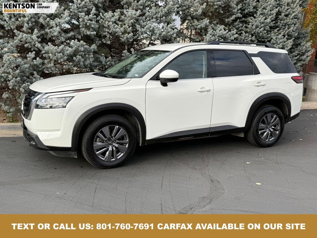 2025 Nissan Pathfinder SV 4WD