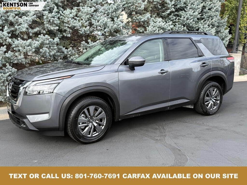 2025 Nissan Pathfinder SV 4WD