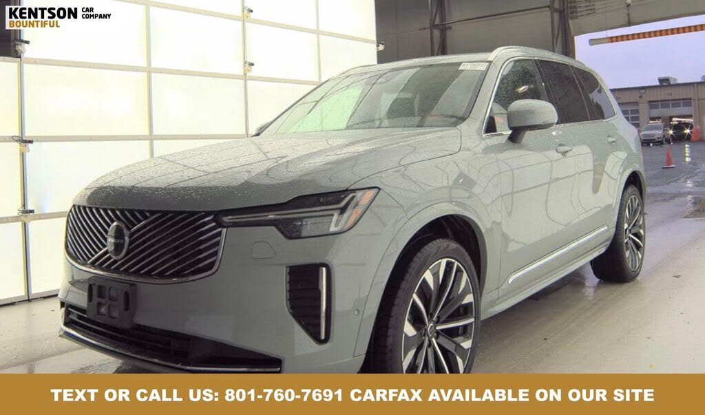 2025 Volvo XC90 B6 Plus Bright Theme 7-Passenger AWD