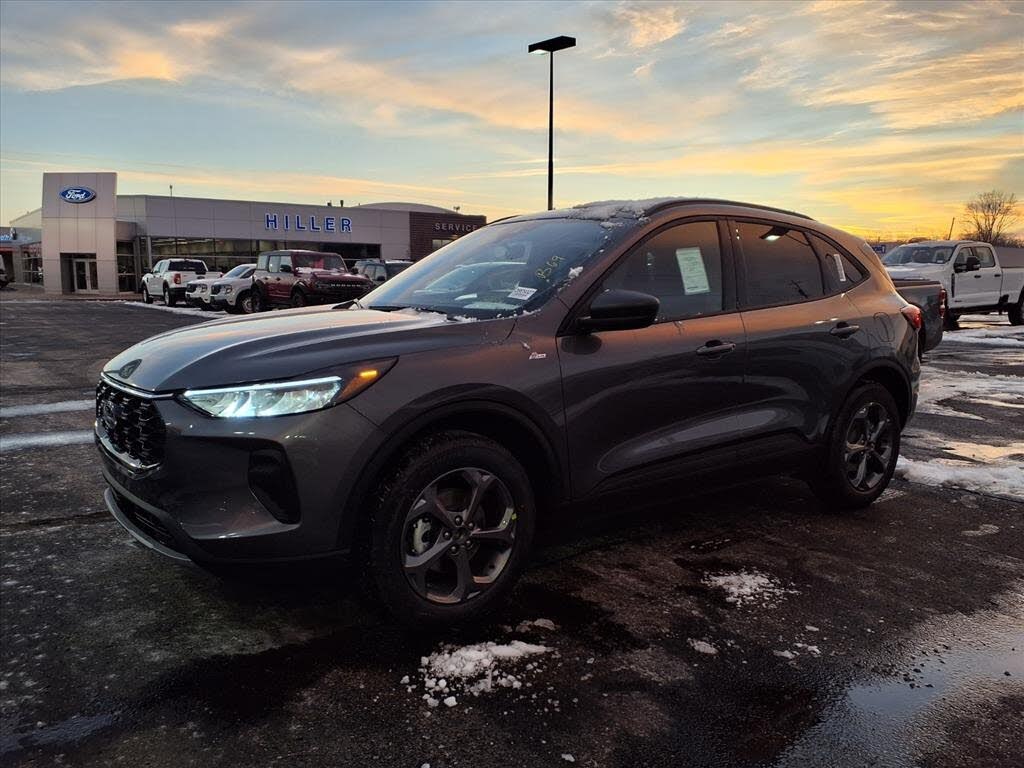 2026 Ford Escape ST-Line AWD