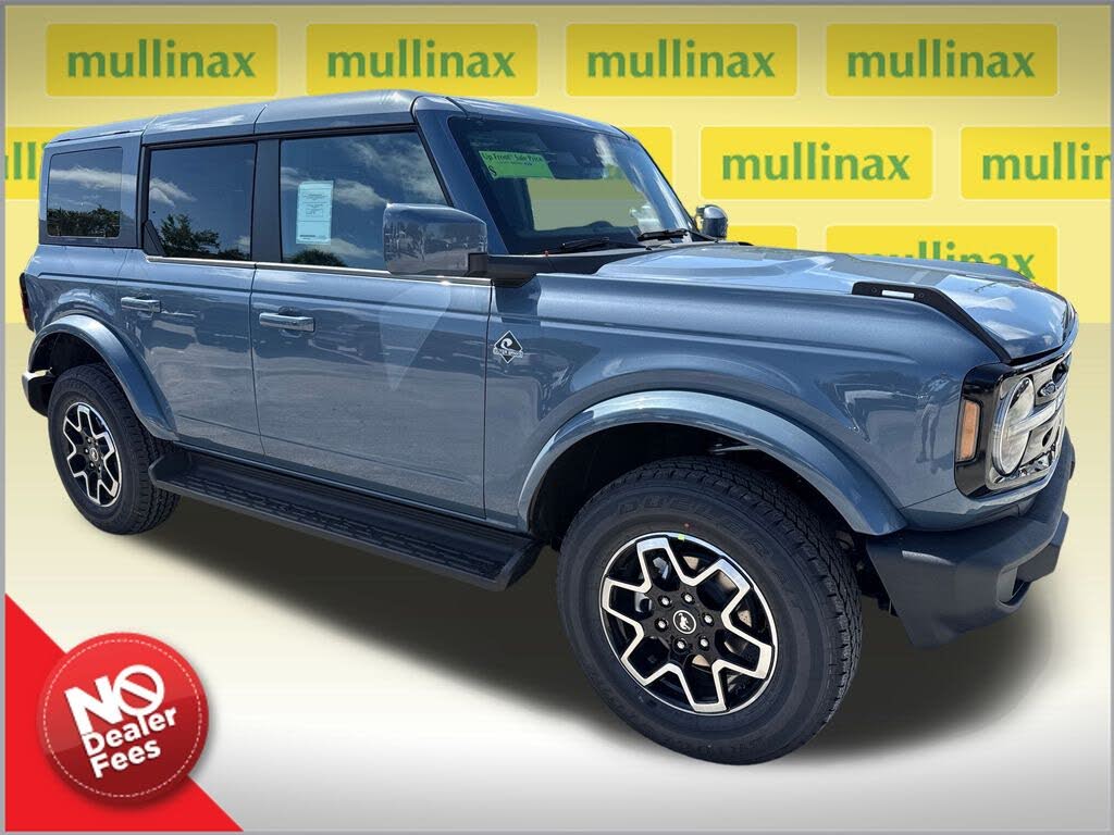 2025 Ford Bronco Outer Banks 4-Door 4WD