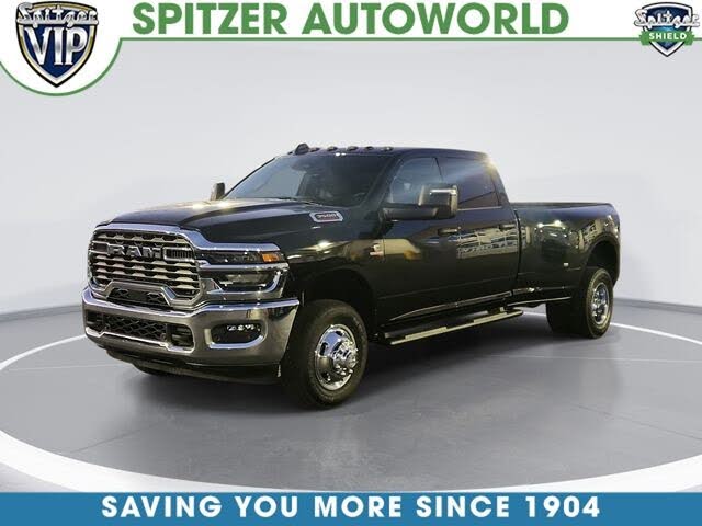 2026 RAM 3500 Tradesman Crew Cab LB DRW 4WD