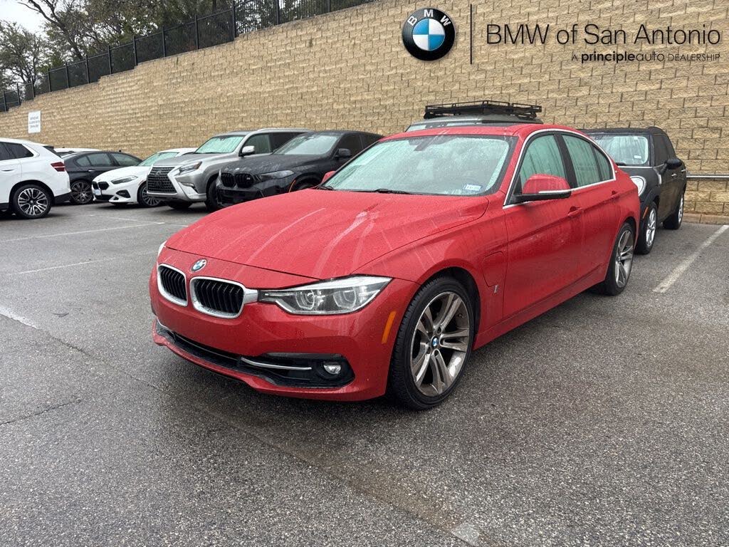 2018 BMW 3 Series 330e iPerformance Sedan RWD