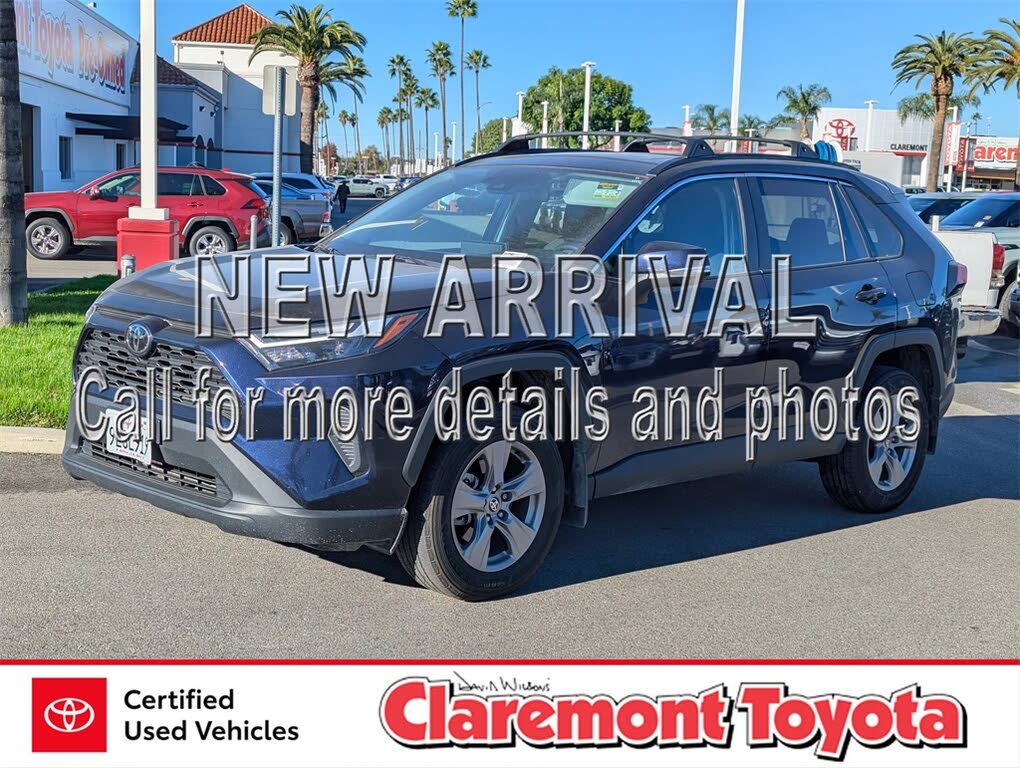 2024 Toyota RAV4 XLE FWD