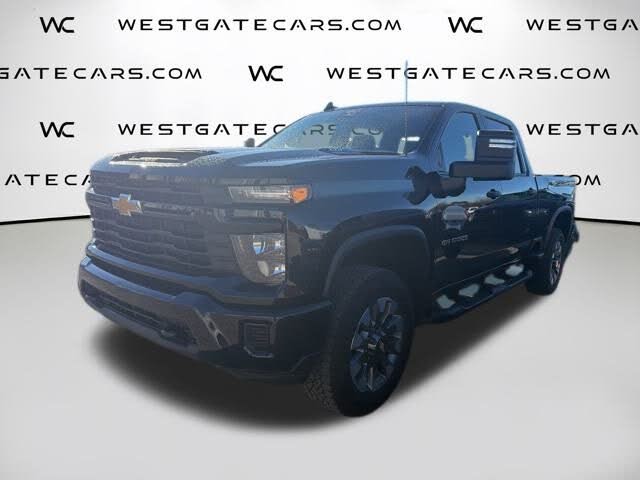2025 Chevrolet Silverado 2500HD Custom Crew Cab 4WD