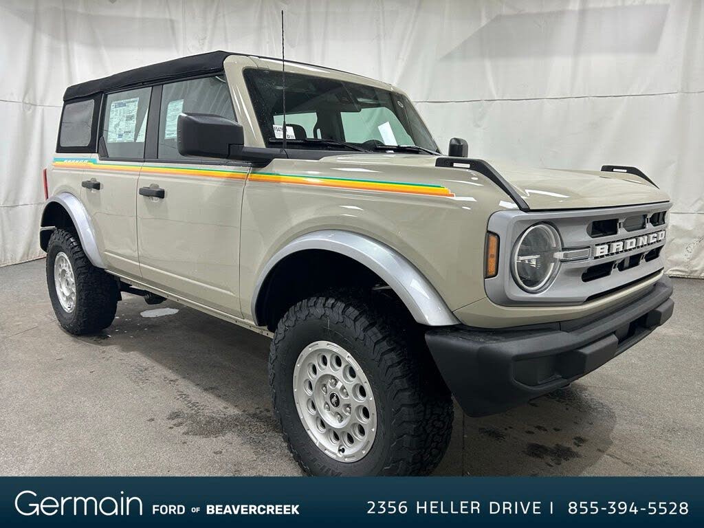 2025 Ford Bronco 4-Door 4WD