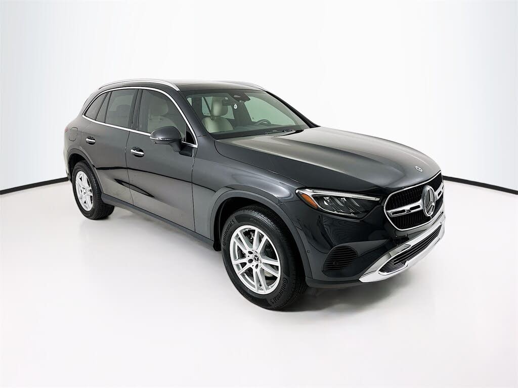 2025 Mercedes-Benz GLC 300 RWD