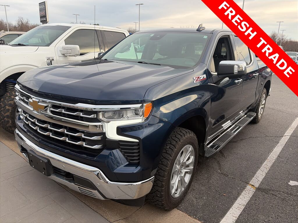 2023 Chevrolet Silverado 1500 LTZ Crew Cab 4WD