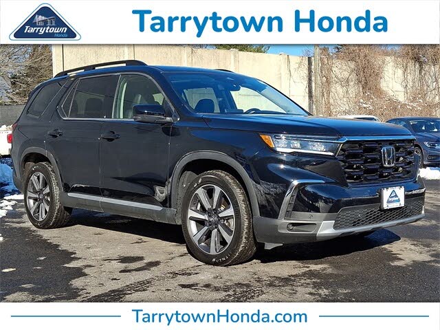 2023 Honda Pilot Touring AWD