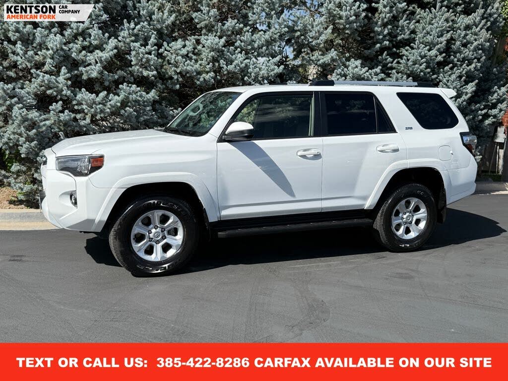 2024 Toyota 4Runner SR5 4WD