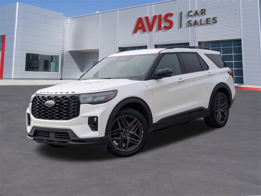2025 Ford Explorer ST-Line AWD
