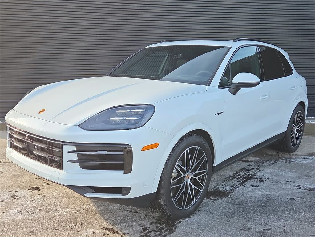 2026 Porsche Cayenne AWD