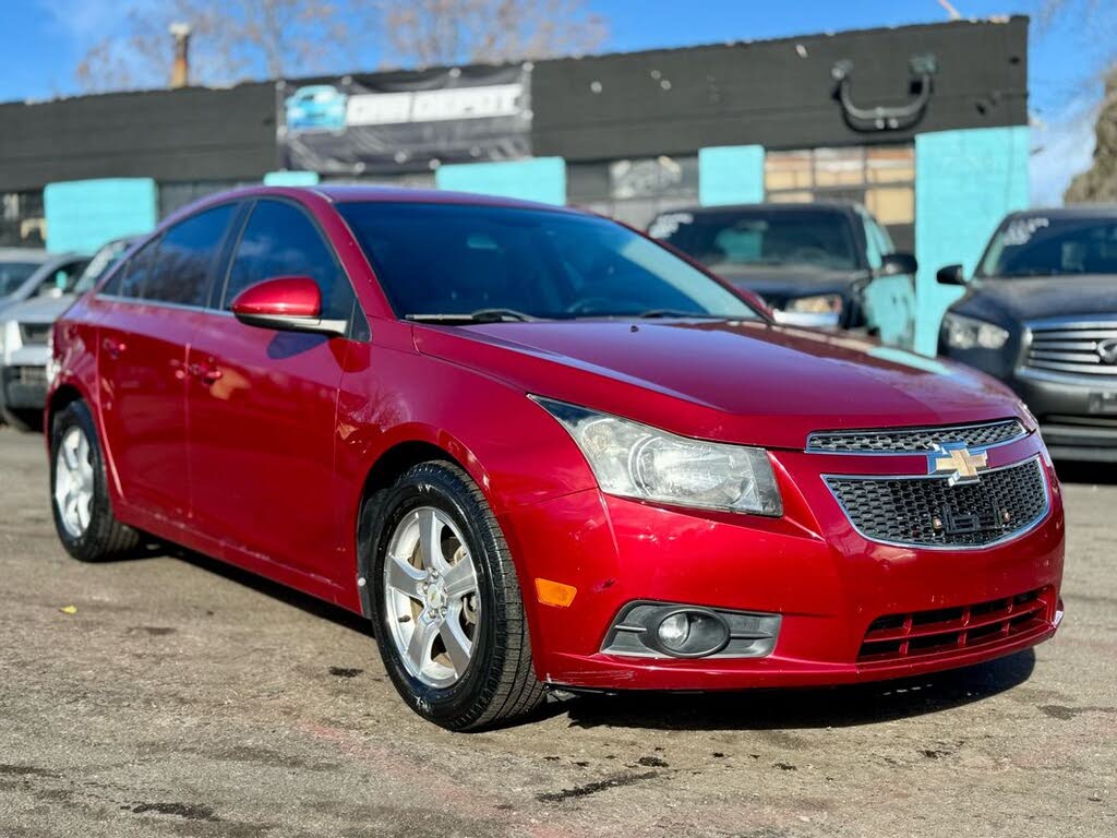 2011 Chevrolet Cruze 1LT Sedan FWD