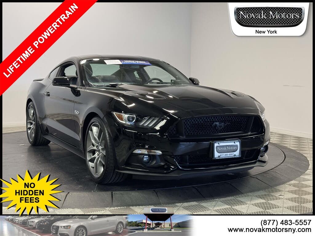 2017 Ford Mustang GT Premium Coupe RWD