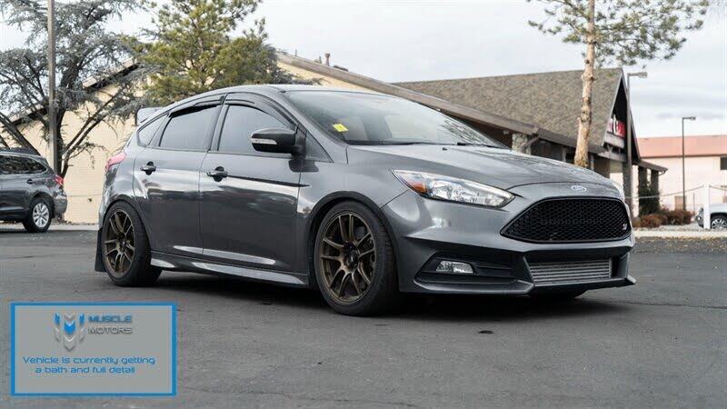 2018 Ford Focus ST