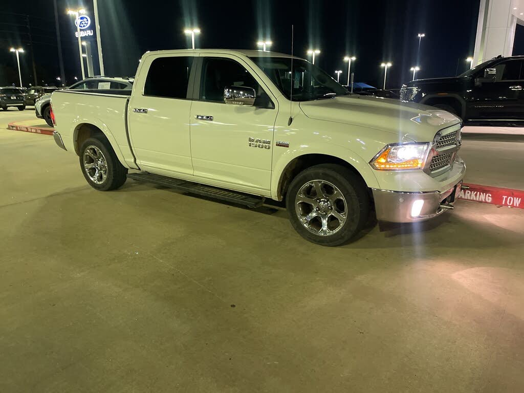 2018 RAM 1500 Laramie Crew Cab 4WD