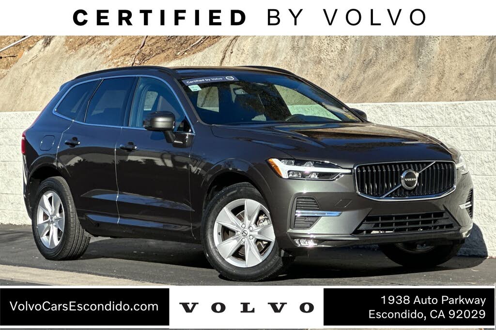 2022 Volvo XC60 B5 Momentum AWD