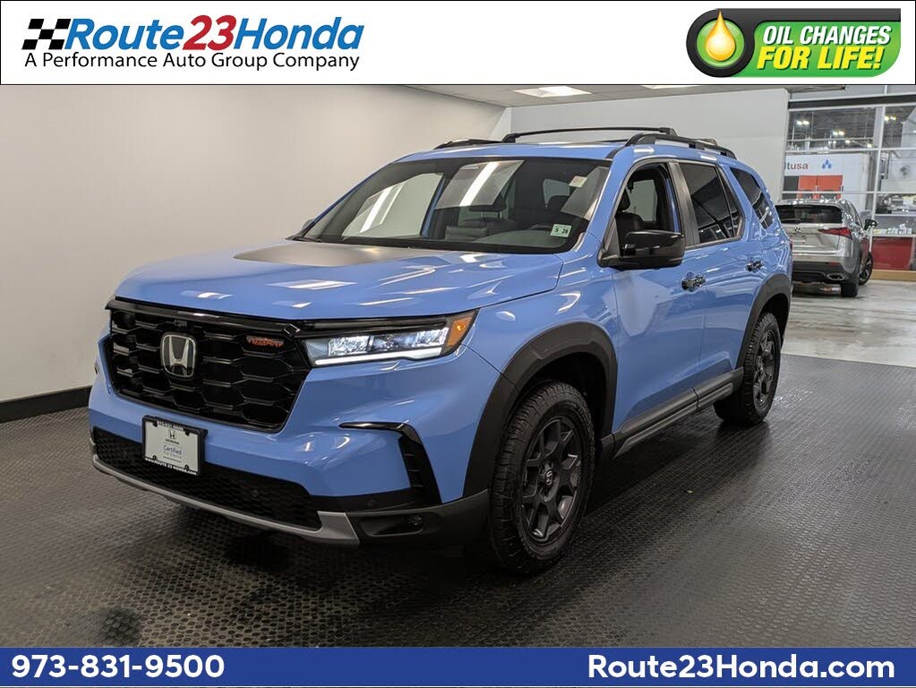 2023 Honda Pilot TrailSport AWD