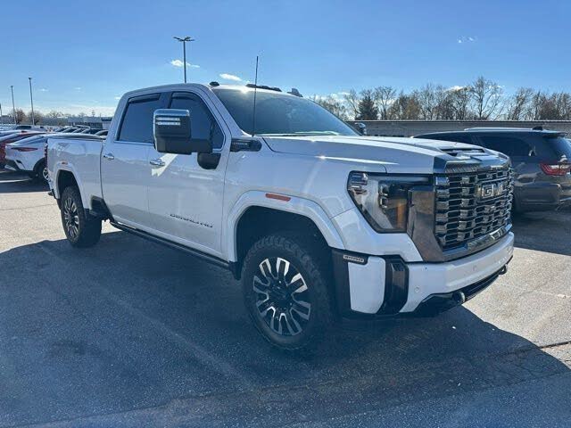 2024 GMC Sierra 3500HD Denali Ultimate Crew Cab 4WD