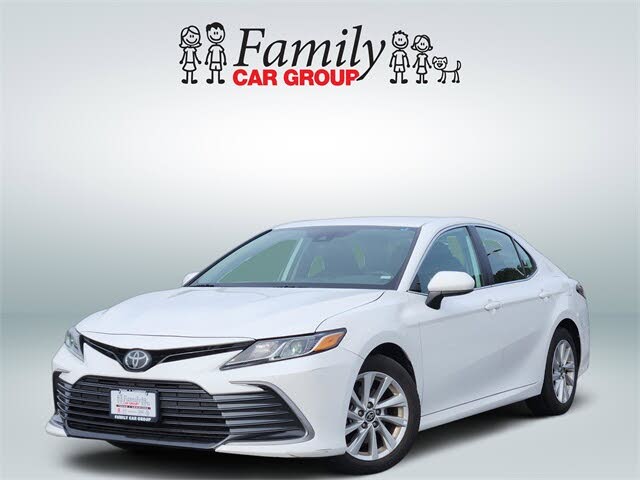 2024 Toyota Camry LE FWD