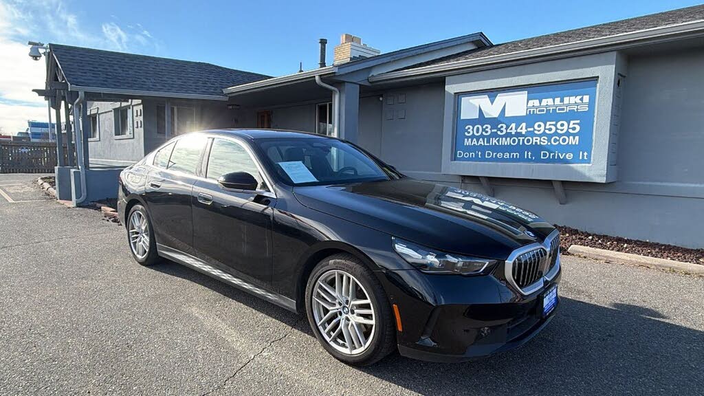 2025 BMW 5 Series 540i xDrive