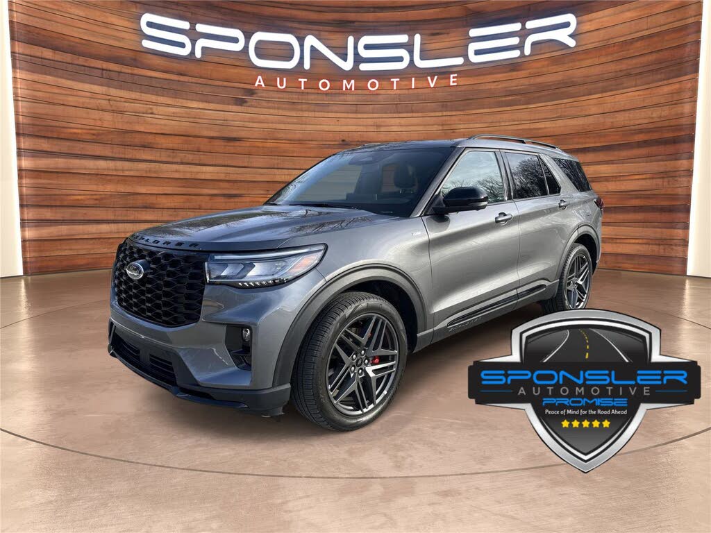 2025 Ford Explorer ST-Line AWD