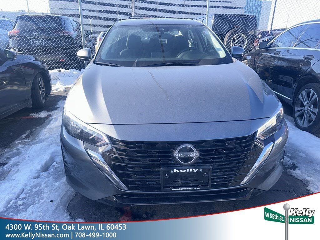 2025 Nissan Sentra SV FWD