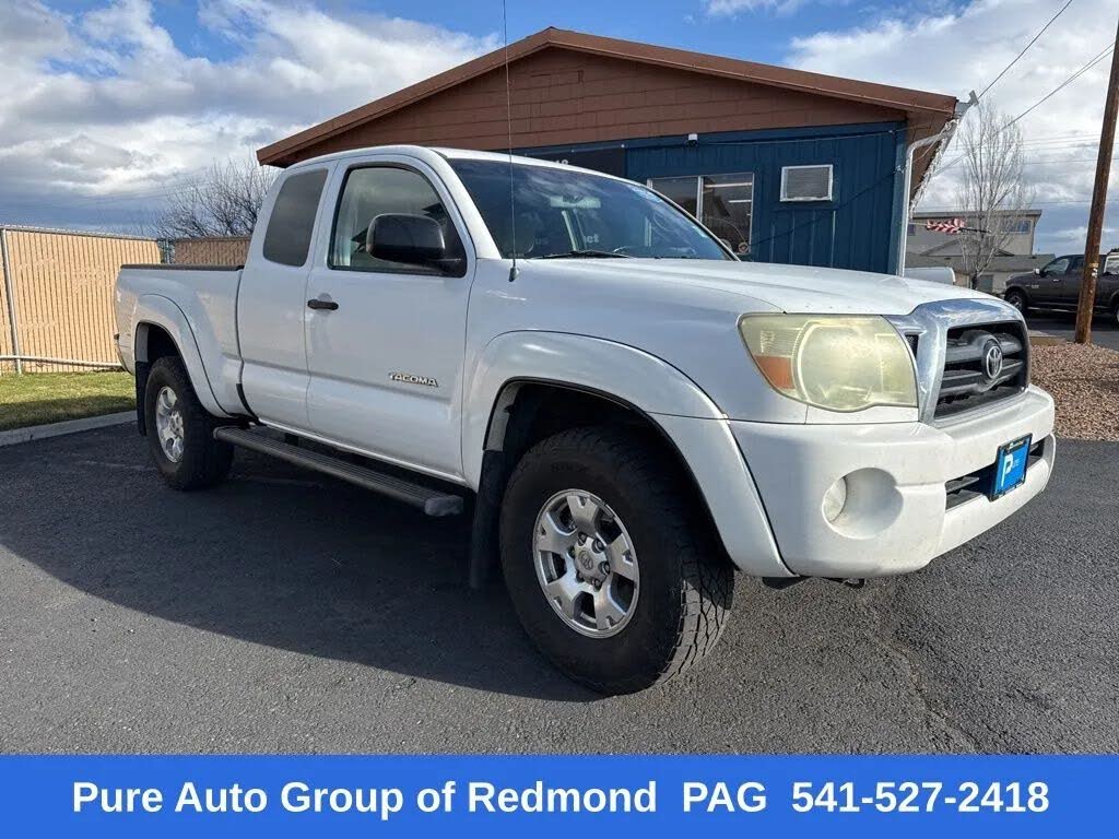 2006 Toyota Tacoma PreRunner V6 4dr Access Cab SB with manual