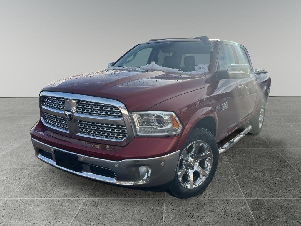 2015 RAM 1500 Laramie Crew Cab 4WD